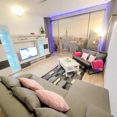 Appartement Velky 2 *